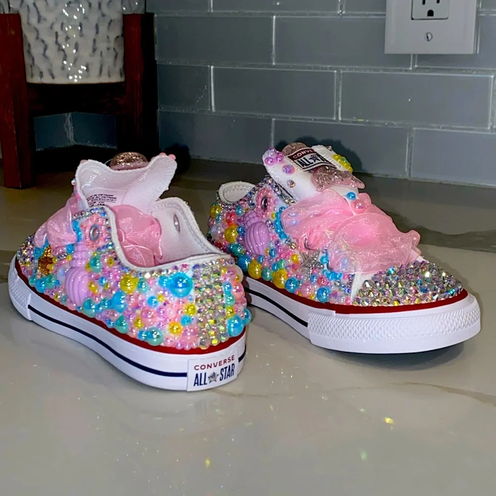 Custom Converse - Picture 1 of 7